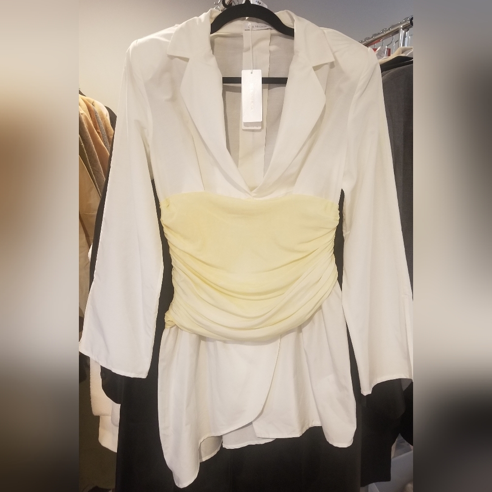Soft Gradient Pleated Belt Silk Blazer Dress (Ivory/Yellow) - Silk Maison - Picture 10 of 14